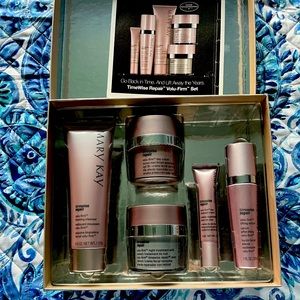 Mary Kay Timewise Repair set